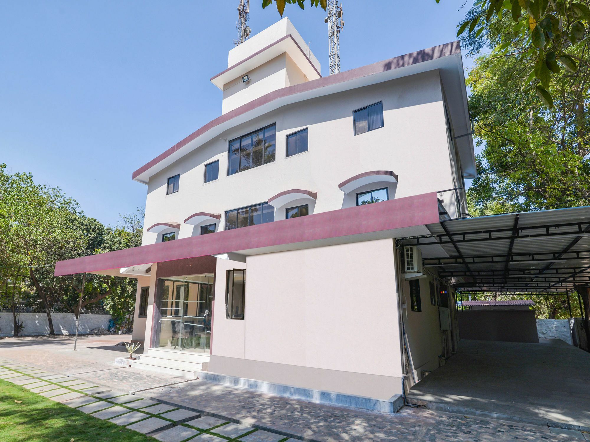 Oyo 13150 Mangal Residency Hotel Lonavala Exterior foto